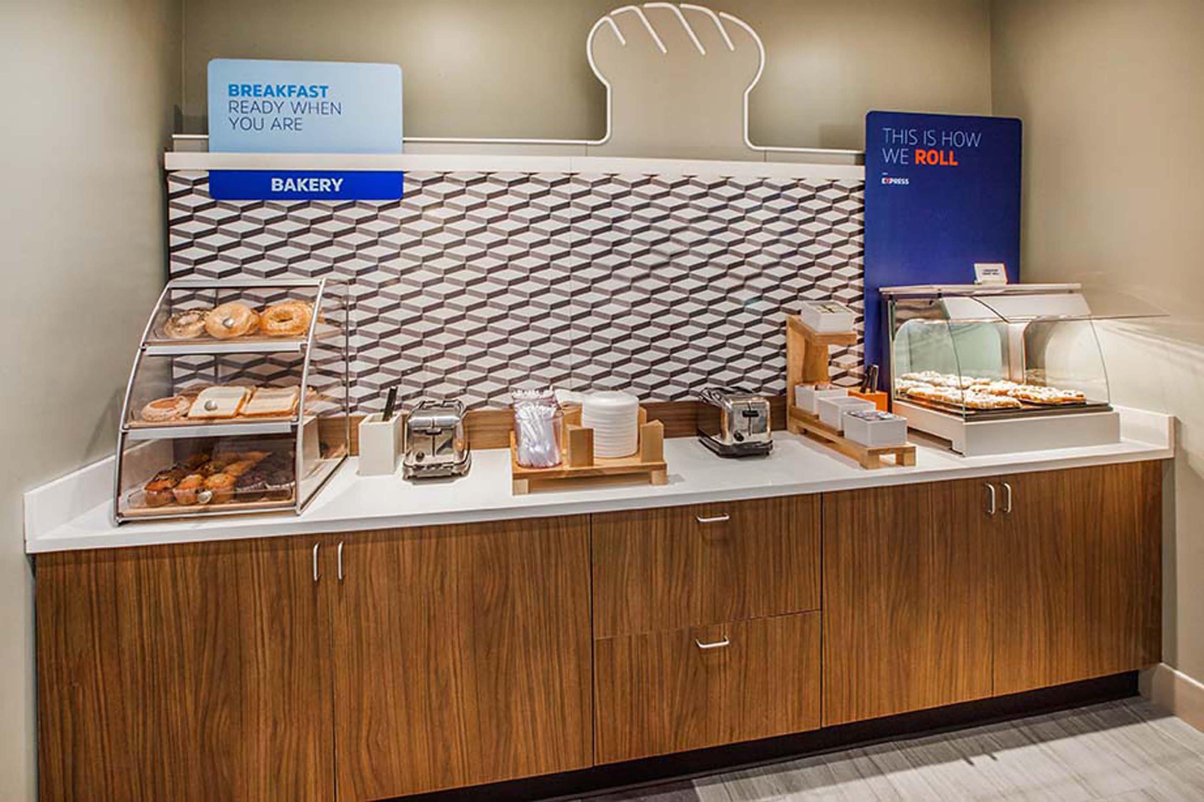 Holiday Inn Express And Suites Columbia University Area By Ihg Екстер'єр фото