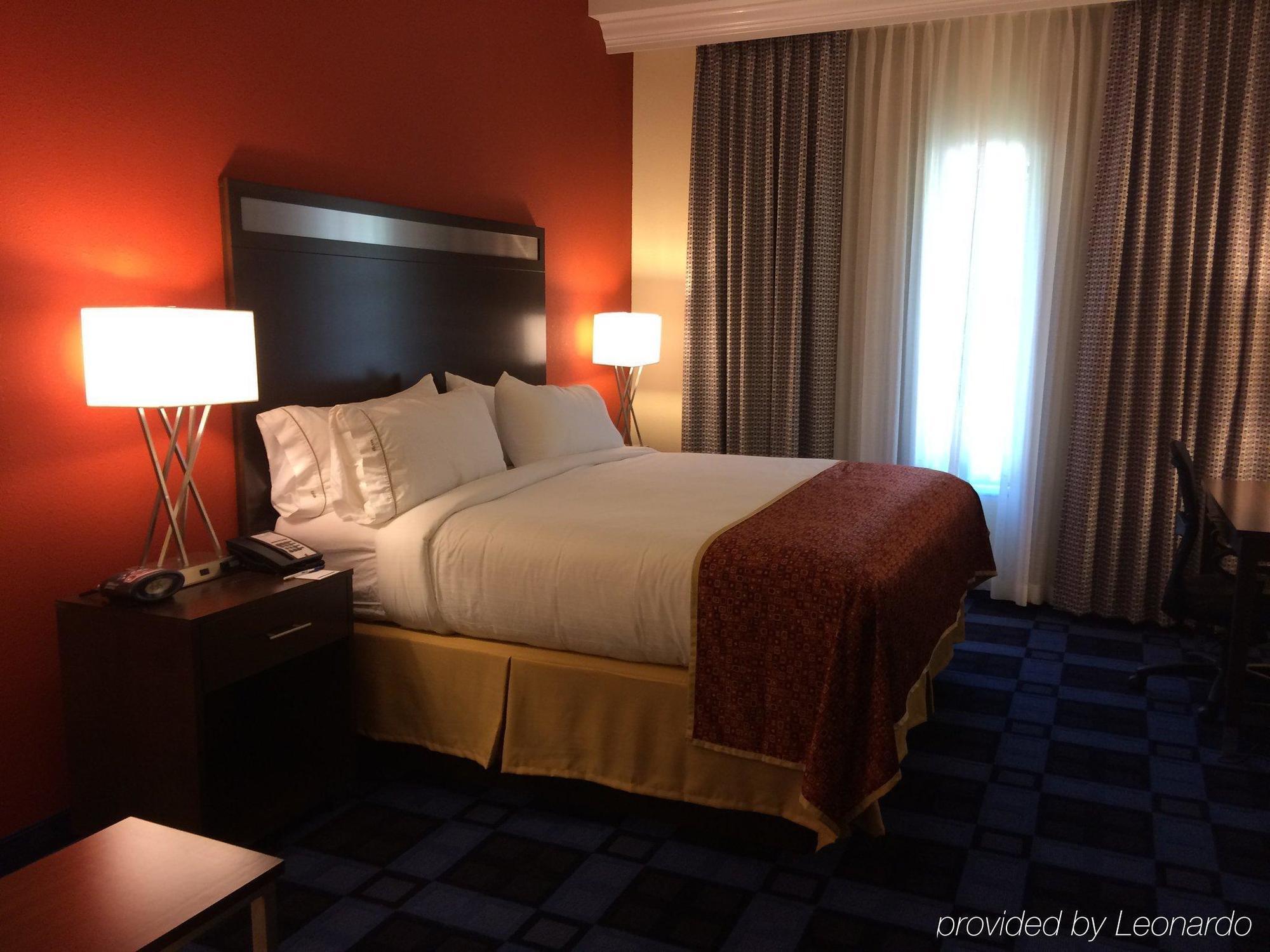 Holiday Inn Express And Suites Columbia University Area By Ihg Екстер'єр фото