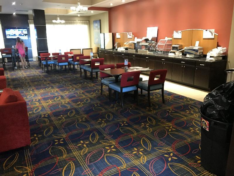 Holiday Inn Express And Suites Columbia University Area By Ihg Екстер'єр фото